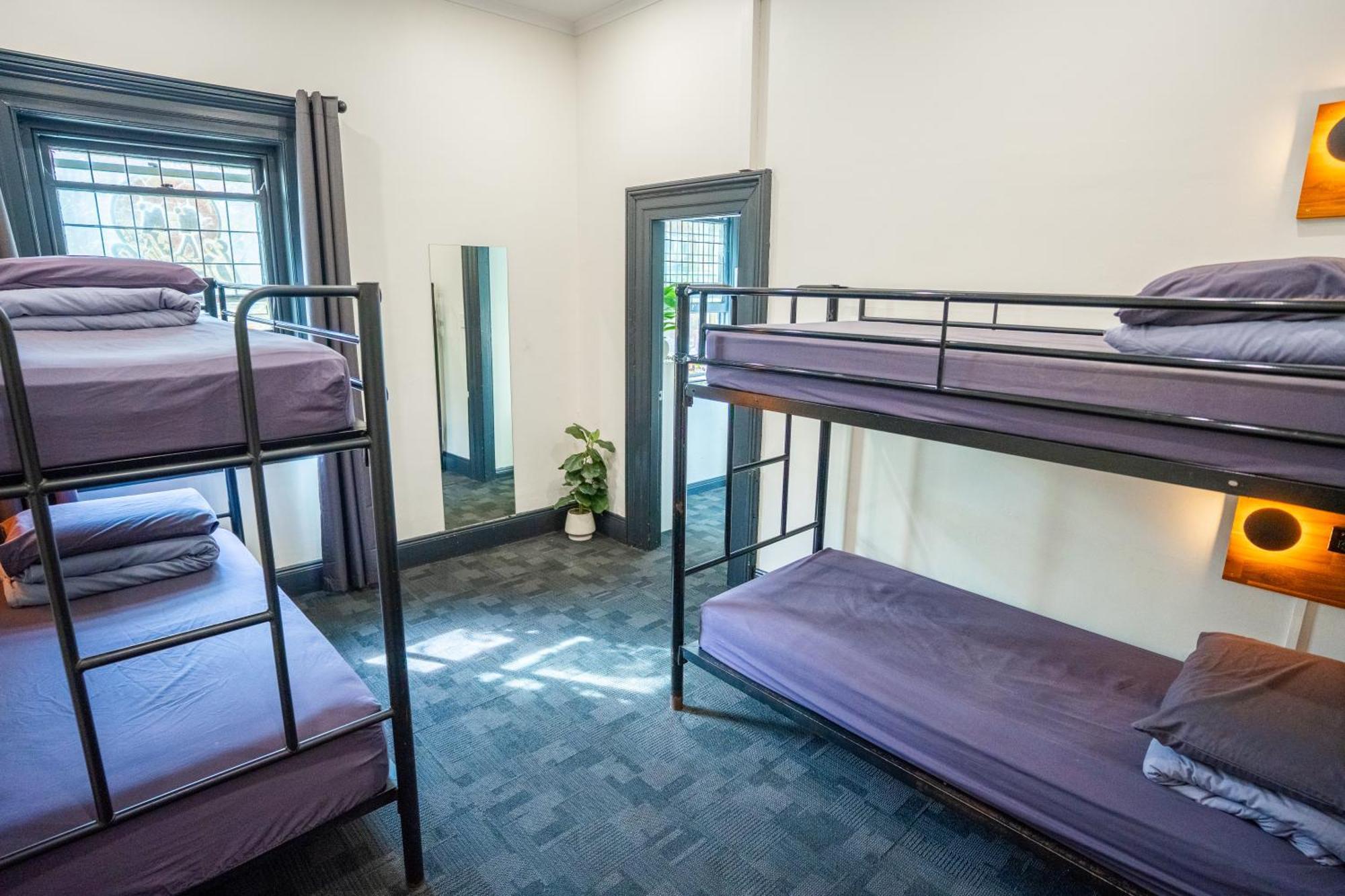 Bed 4-Bed Mixed Dormitory Room